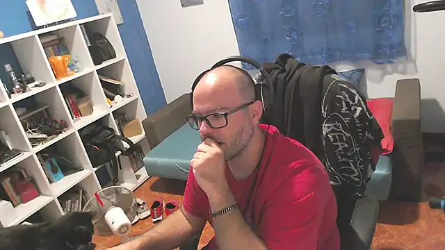 ravingr4d4 online show from September 11, 9:26 pm