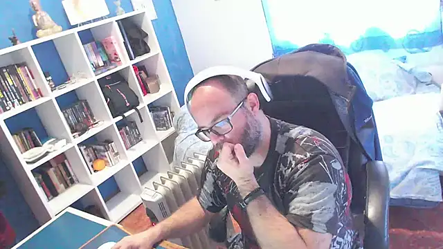 ravingr4d4 online show from February 23, 11:55 am