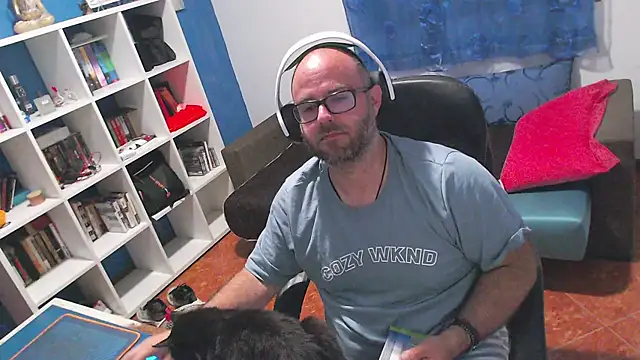 Snapshot of ravingr4d4 chatting on June 5, 11:21 pm ravingr4d4 online show from June 5, 11:21 pm