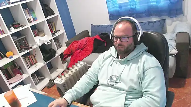 ravingr4d4 online show from November 25, 2:06 pm