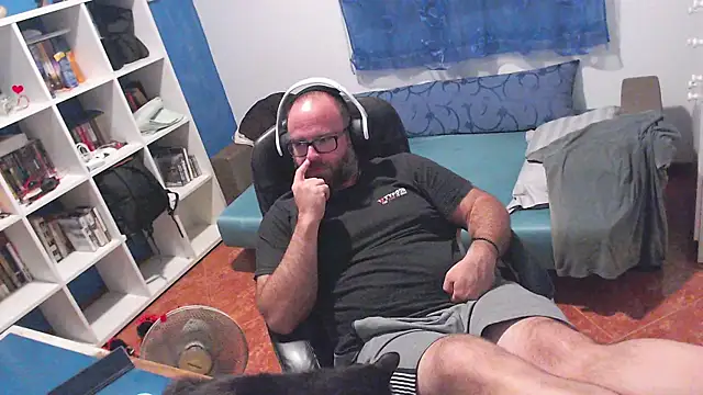 Snapshot of ravingr4d4 chatting on July 15, 9:55 pm ravingr4d4 online show from July 15, 9:55 pm