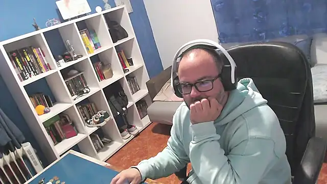 ravingr4d4 online show from November 11, 10:47 pm