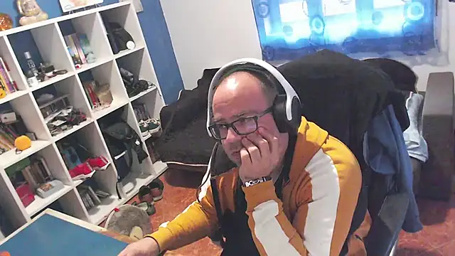 ravingr4d4 online show from November 2, 2:55 pm