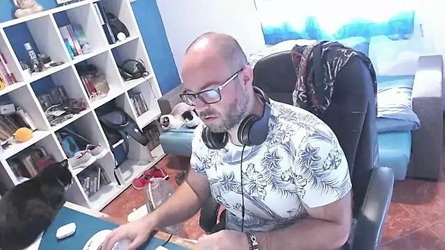 ravingr4d4 online show from October 23, 10:36 am