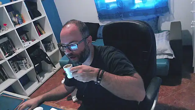 Snapshot of ravingr4d4 chatting on July 14, 8:08 am ravingr4d4 online show from July 14, 8:08 am
