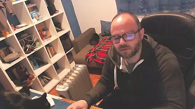 ravingr4d4 online show from March 15, 10:22 pm