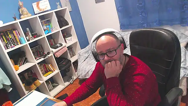 ravingr4d4 online show from February 3, 11:43 pm