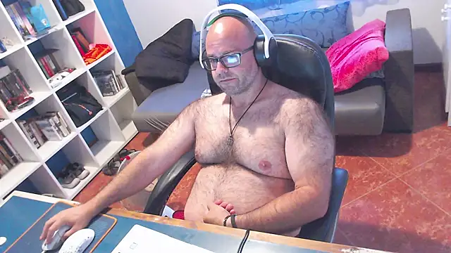 Snapshot of ravingr4d4 chatting on June 16, 10:59 am ravingr4d4 online show from June 16, 10:59 am