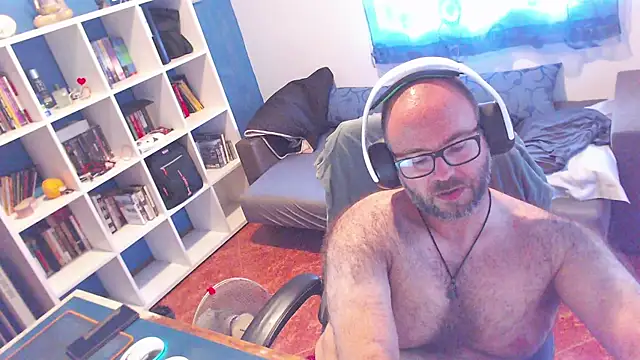 Snapshot of ravingr4d4 chatting on July 6, 1:18 pm ravingr4d4 online show from July 6, 1:18 pm