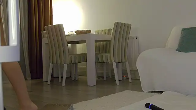 Snapshot of LilyRoselyn chatting on September 15, 5:13 pm LilyRoselyn online show from September 15, 5:13 pm