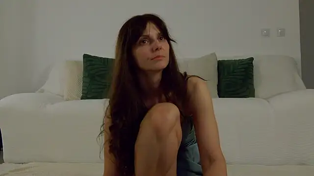 LilyRoselyn online show from March 14, 12:05 am