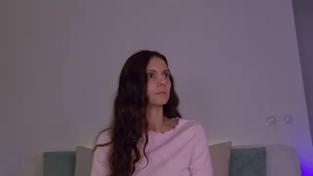 Snapshot of LilyRoselyn chatting on October 15, 11:24 pm LilyRoselyn online show from October 15, 11:24 pm