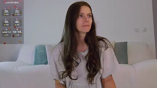 LilyRoselyn online show from October 31, 4:09 am