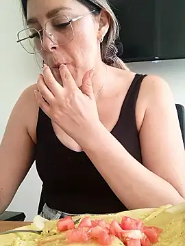 Daniela77771 online show from January 9, 4:36 pm