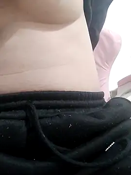 SweetGirl2k2 online show from February 27, 9:58 pm