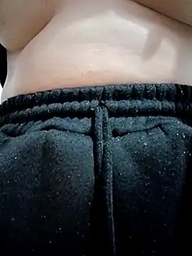 SweetGirl2k2 online show from February 27, 5:07 am