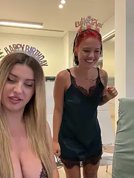 Snapshot of RoxxyDallas chatting on September 22, 7:09 pm RoxxyDallas online show from September 22, 7:09 pm