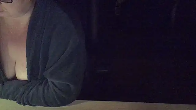 Silvia2277 online show from November 1, 9:41 pm