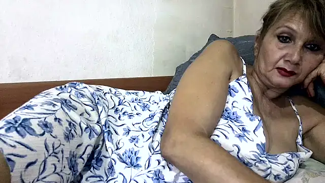 Andra Love online show from October 10, 8:09 pm