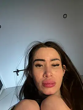 Snapshot of Yunasi chatting on January 22, 8:17 pm Yunasi online show from January 22, 8:17 pm