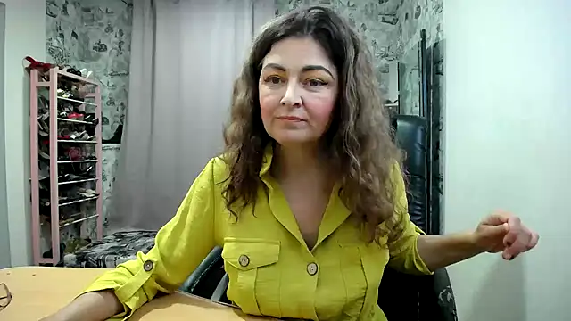 Helen1974 online show from April 27, 4:49 pm