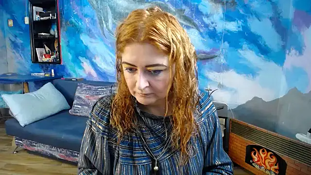 Snapshot of Helen1974 chatting on November 15, 12:58 am Helen1974 online show from November 15, 12:58 am