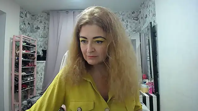 Helen1974 online show from July 13, 7:24 pm