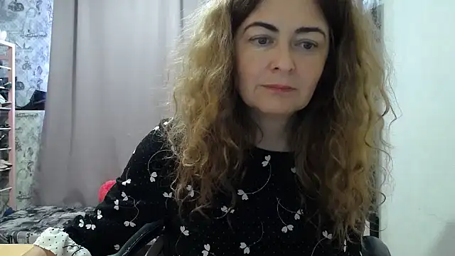 Helen1974 online show from June 7, 7:13 am