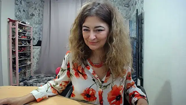 Helen1974 online show from June 3, 3:51 am