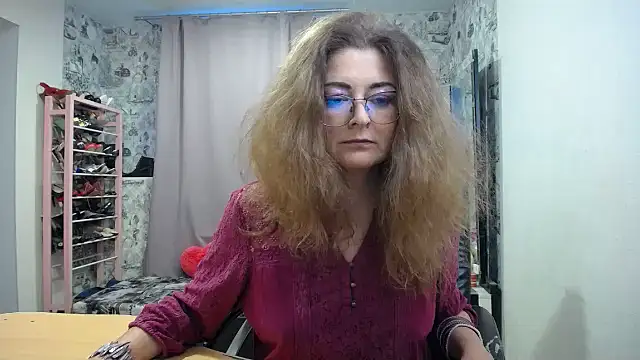 Helen1974 online show from May 21, 2:14 pm
