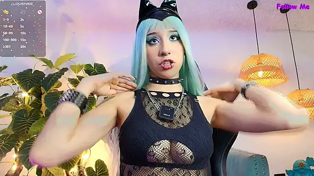 bellablack27 online show from May 1, 10:48 pm
