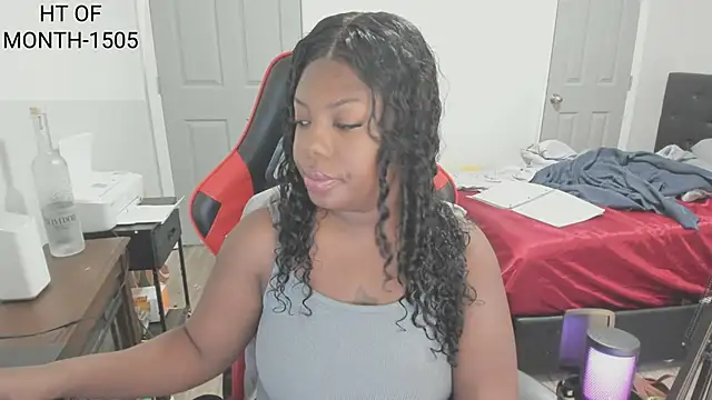 Snapshot of demi_xoxo chatting on November 10, 9:20 pm demi xoxo online show from November 10, 9:20 pm