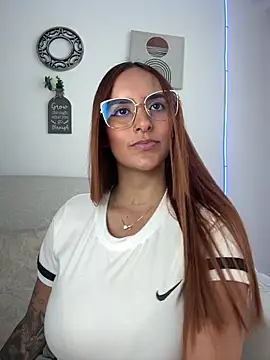 Snapshot of Seized_lust chatting on February 15, 4:28 pm Seized lust online show from February 15, 4:28 pm