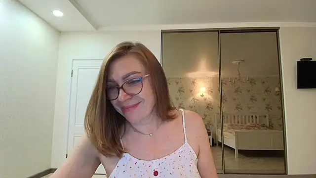 Alexandra-Rosee online show from April 10, 2:57 pm