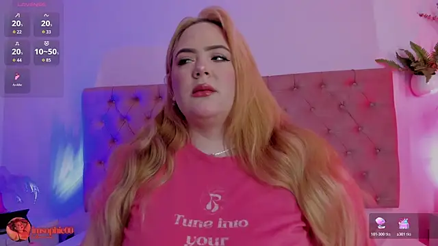 Snapshot of sophiarossee_ chatting on February 28, 12:05 pm sophiarossee online show from February 28, 12:05 pm