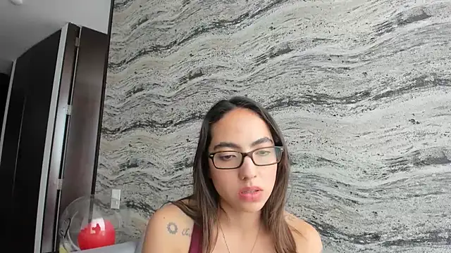 Snapshot of Sophi__a chatting on October 14, 7:03 pm Sophi a online show from October 14, 7:03 pm