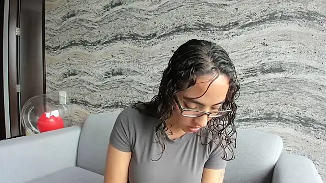 Snapshot of Sophi__a chatting on October 9, 8:53 pm Sophi a online show from October 9, 8:53 pm