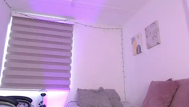 Megan FE online show from May 29, 4:57 pm