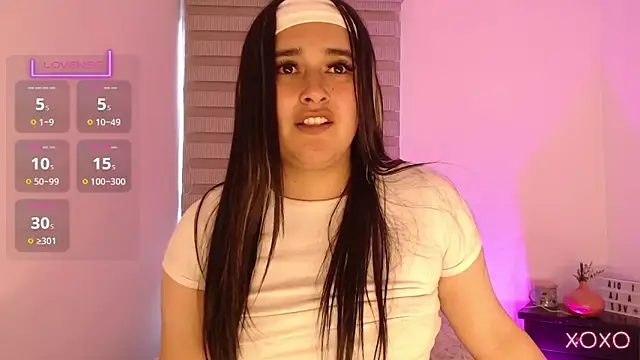 Snapshot of Megan_FE chatting on March 9, 10:30 pm Megan FE online show from March 9, 10:30 pm