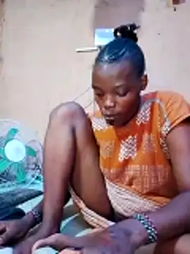 cute naimah online show from February 25, 6:41 pm