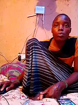 cute naimah online show from November 18, 5:27 pm