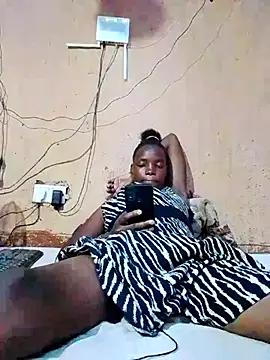 cute naimah online show from March 17, 4:10 pm