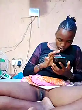 cute naimah online show from February 23, 6:08 pm