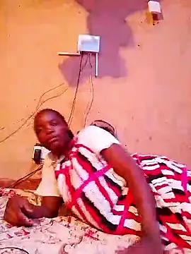 cute naimah online show from January 9, 2:13 pm