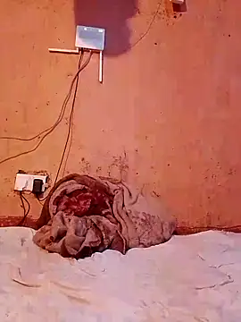 cute naimah online show from February 6, 6:09 am