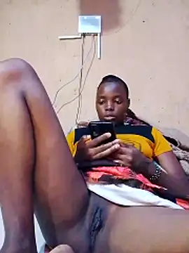 cute naimah online show from February 28, 2:50 pm