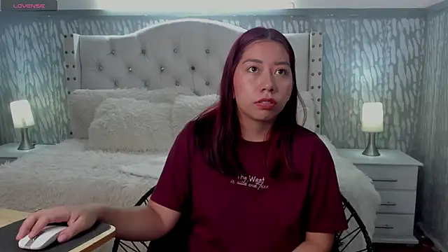Snapshot of sexylaurita chatting on April 28, 11:47 am sexylaurita online show from April 28, 11:47 am
