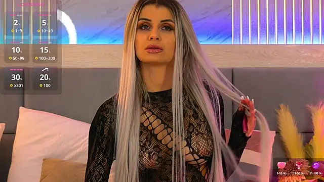 Snapshot of MiaCharm chatting on October 10, 9:48 pm MiaCharm online show from October 10, 9:48 pm