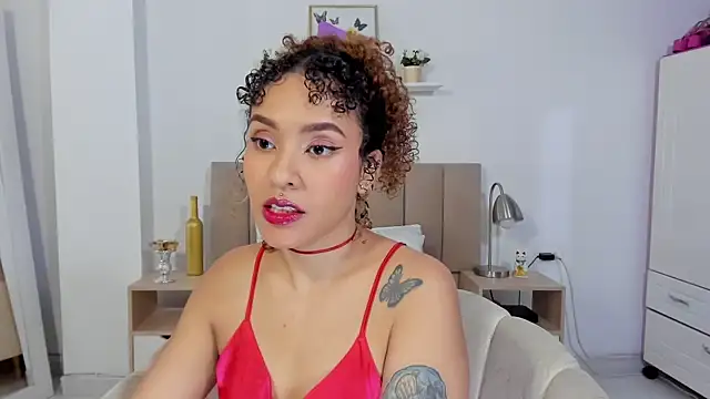 Snapshot of Zoe_Gruber chatting on July 4, 11:20 pm Zoe Gruber online show from July 4, 11:20 pm