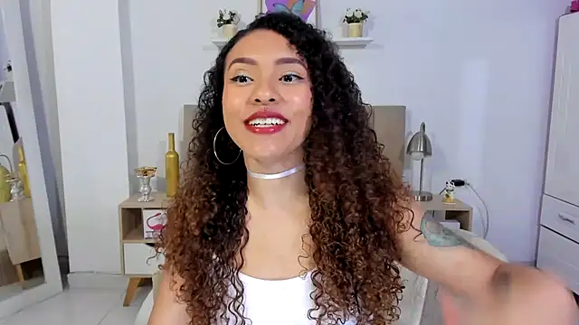 Snapshot of Zoe_Gruber chatting on July 10, 11:27 pm Zoe Gruber online show from July 10, 11:27 pm